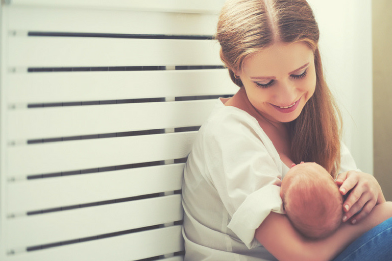 The Must-Know Breastfeeding Basics For A Busy Mom